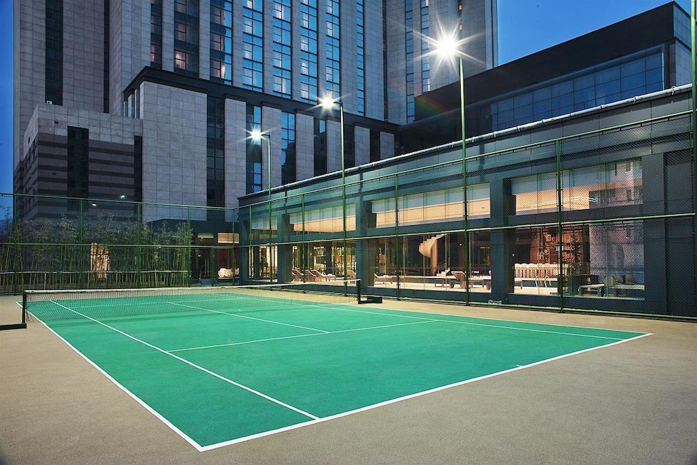 Отель Ramada Plaza Ляньюньган Экстерьер фото