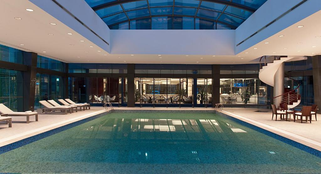 Отель Ramada Plaza Ляньюньган Экстерьер фото